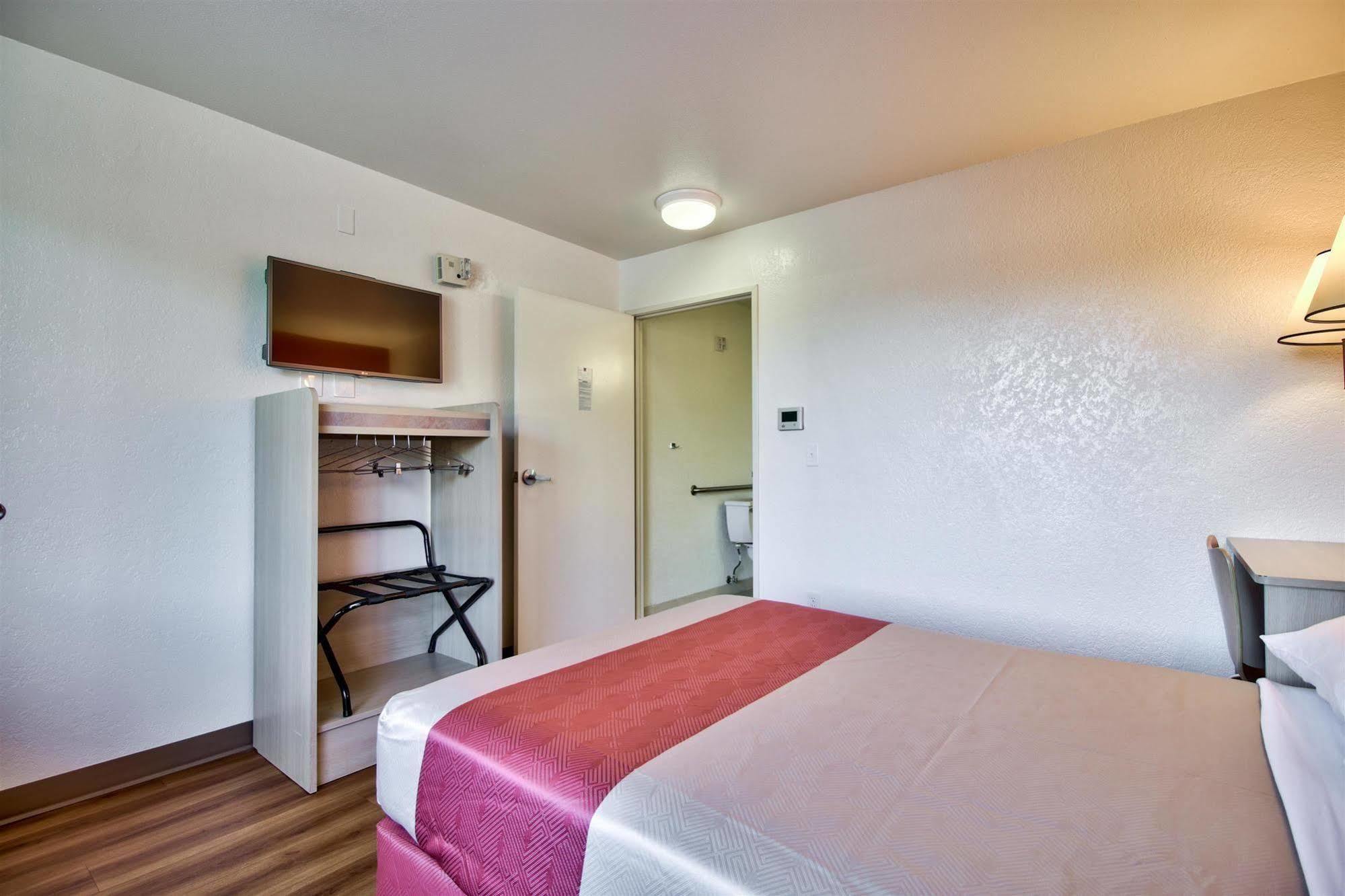 Motel 6-Youngtown, Az - Phoenix - Sun City 외부 사진