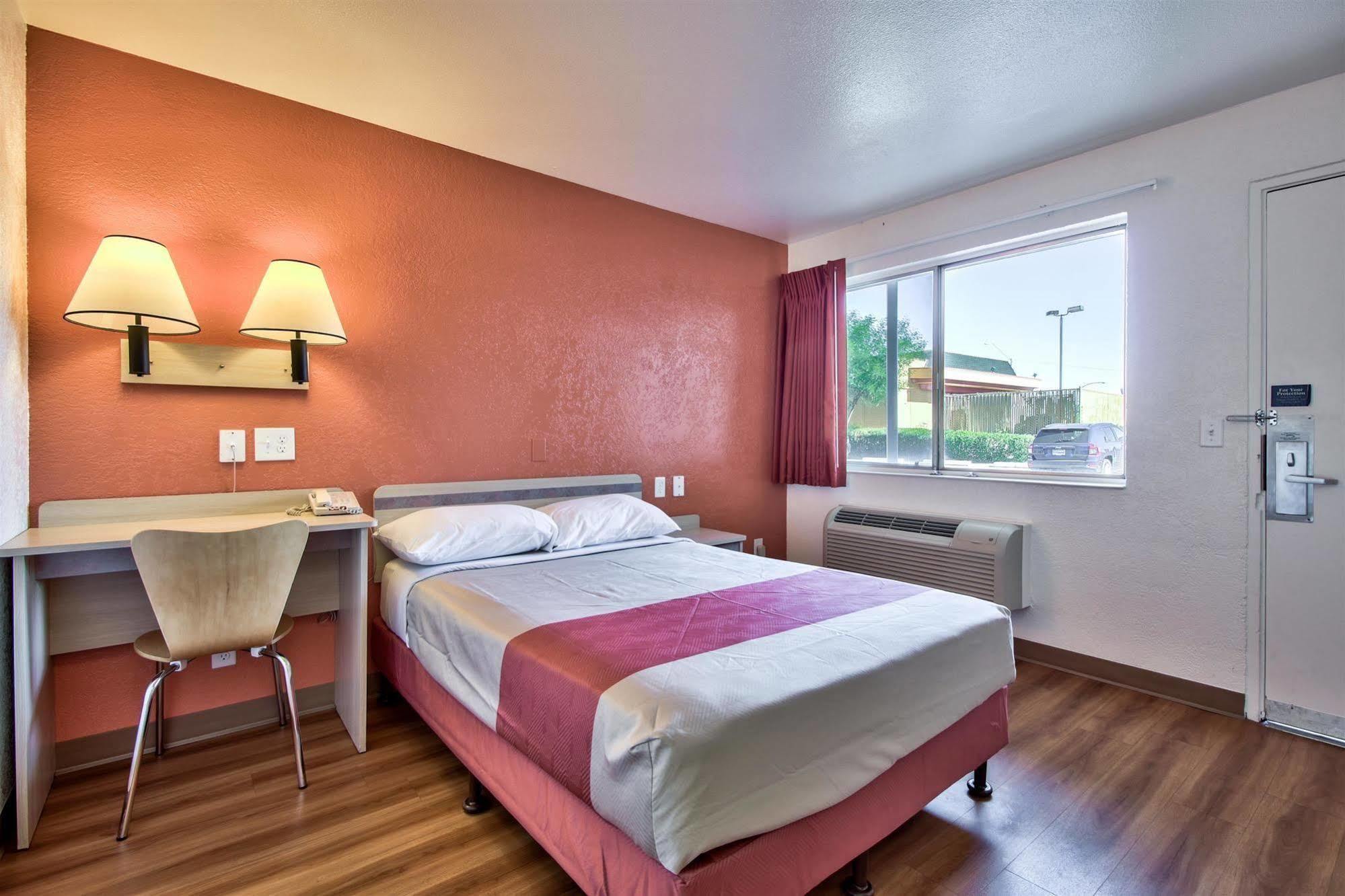 Motel 6-Youngtown, Az - Phoenix - Sun City 외부 사진