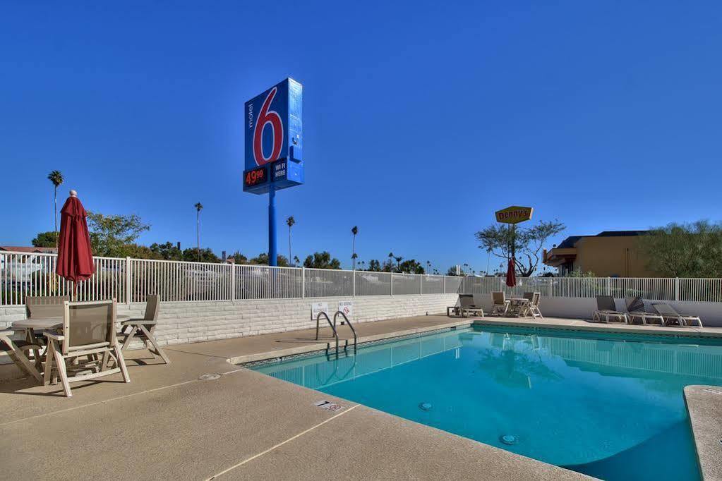 Motel 6-Youngtown, Az - Phoenix - Sun City 외부 사진